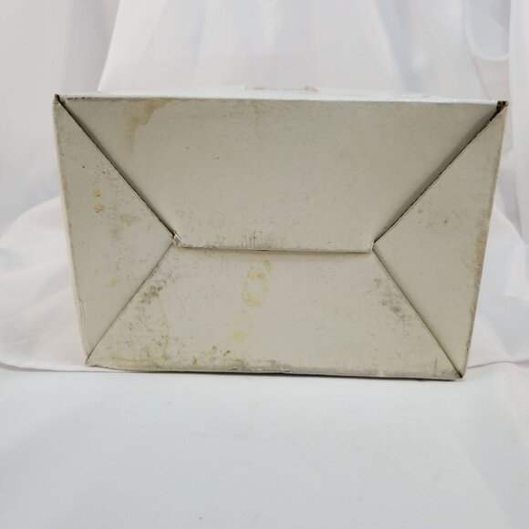 Thomas Kinkade's Victorian Lights Christmas Day Celebration of Lights Collection - Picture 10 of 13